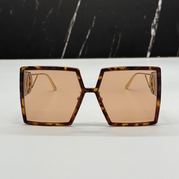 NEW DIOR OVERSIZED HAVANA WOMEN SUNGLASSES DIOR 30MONTAIGNE SU 26L0 EYEWEAR - Picture 3 of 10